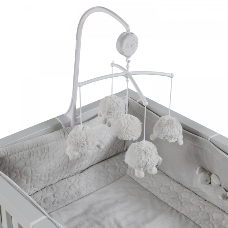 Quax zen�l� p�rg� - Theodore