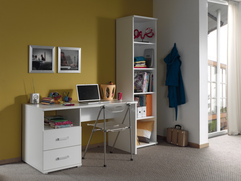 VP milan �r�asztal