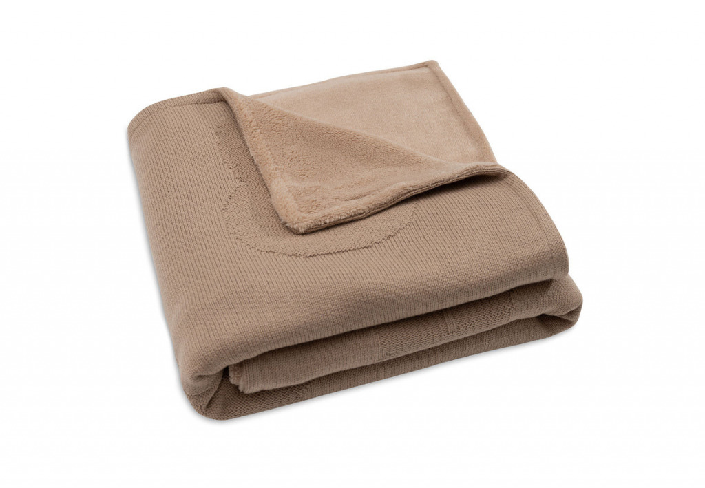 Jollein takar�  1